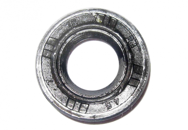 Сальник 12х24х4,5