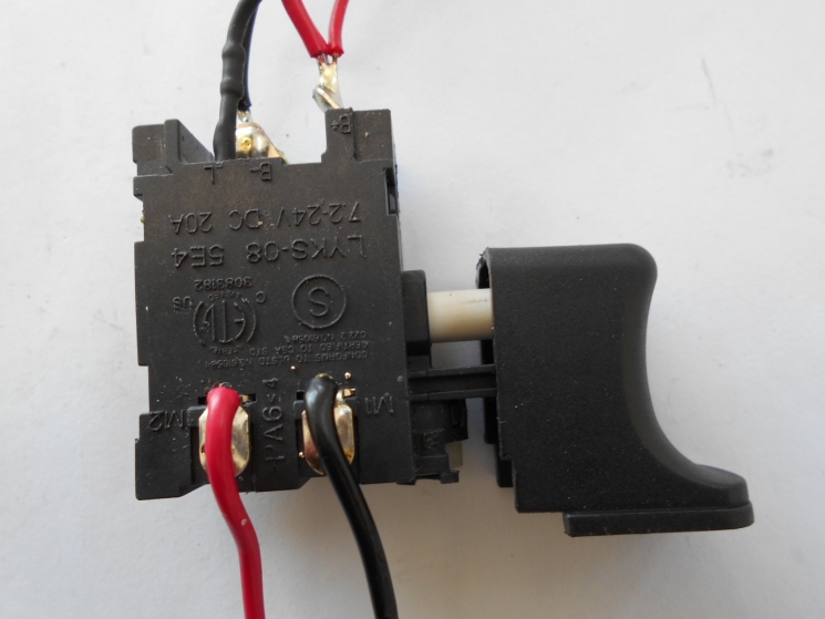 Выключатель LYKS-08A 7,2-24V 20A